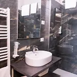 Hotel Elys