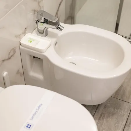 Elys Szálloda 3*